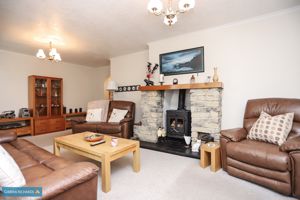 Sitting Room- click for photo gallery